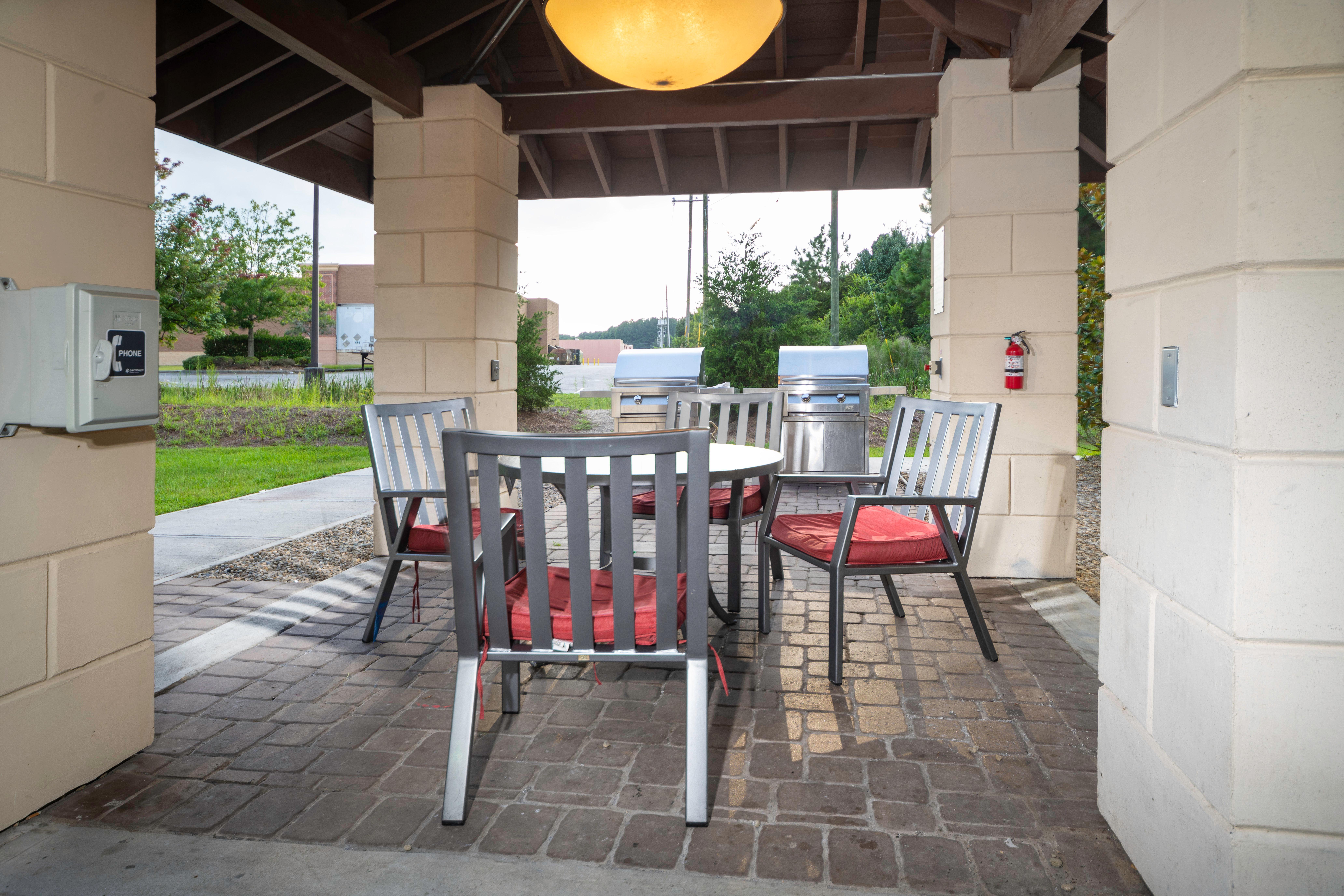 Staybridge Suites - Summerville By Ihg Экстерьер фото